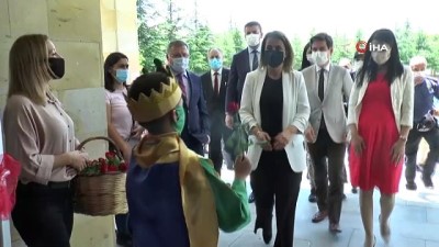 kutuphane -  Ürgüp’te Türkiye’nin ilk 'Küçük Prens temalı tematik kütüphanesi' hizmete açıldı Videosu
