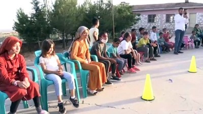 patlamis misir - BATMAN - Gönüllü öğretmenler köylerde düzenledikleri etkinliklerle çocukların yüzünü güldürüyor Videosu