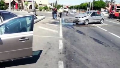 islam -  Otomobiller çarpıştı: 6 yaralı Videosu