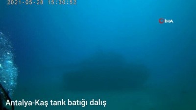 dalis turizmi -  Su altındaki 45 tonluk tank dalış turizminin gözdesi oldu Videosu