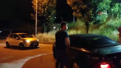 alkollu surucu -  Bekçileri vatandaş yetiştirdi... Bekçilerden kaçarken, kendisini yakalayan sürücüye böyle sitem etti Videosu