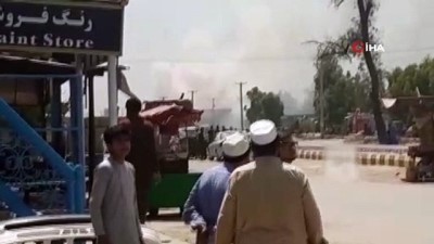 saldiri -  - Afganistan'da istihbarat biriminin konvoyuna saldırı: 3 ölü, 12 yaralı Videosu