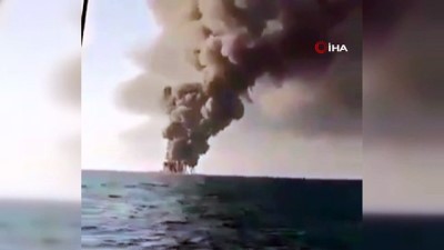 iran -  - İran donanmasının en büyük tonajlı gemisi Umman Denizi'nde battı Videosu