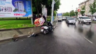 saglikci -  İşe başladığı gün kaza yaptı Videosu