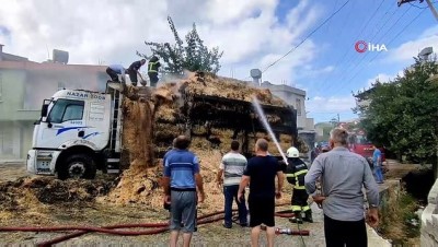  Saman yüklü kamyon yandı