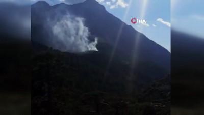 yildirim dusmesi -  Yıldırım düşmesi sonucu orman yangını çıktı Videosu