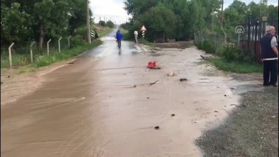 kirka - ESKİŞEHİR - Sağanak  su baskınlarına neden oldu Videosu