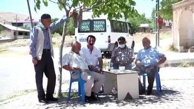 koy muhtari -  Elazığ'da köylüler 11 bin dönüm alanın tekrar mera haline getirilmesini  istedi Videosu