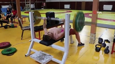milli guresci - Kadın güreşçiler 2020 Olimpiyatları'na Bolu’da hazırlanıyor Videosu