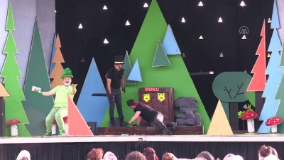 troy - KIRIKKALE - Kamyon Tiyatrosu, çocukları 'Kuzu maydanozun maceraları' oyunuyla eğlendirdi Videosu