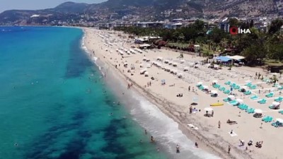 gunesli hava -  Antalya’da plajlar tıklım  tıklım Videosu