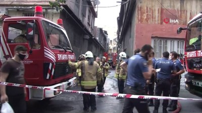  Bayrampaşa’da sanayi sitesinde yangın: 4 yaralı