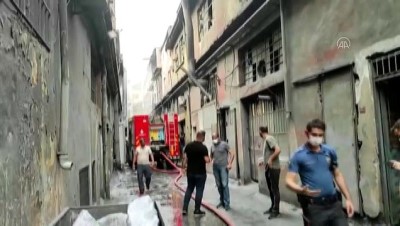 İSTANBUL - Bayrampaşa'da bir imalathanede patlama meydana geldi