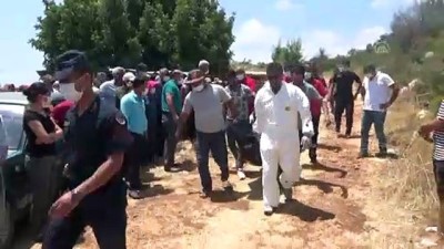 altin - MERSİN - Devrilen tarım aracının altında kalan sürücü hayatını kaybetti Videosu