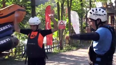 dunya sampiyonasi - RİZE - Rafting Kadın Milli Takımı, dünya şampiyonasına Fırtına Deresi'nde hazırlanıyor Videosu