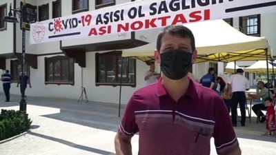 alisveris merkezi - ÇORUM - Osmancık'ta parkta randevusuz Kovid-19 aşısı yapılıyor Videosu