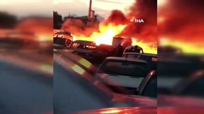 hurda arac -  Hurdalıktaki araçlar alev alev yandı Videosu