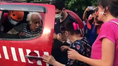 emekli polis -  Kayıp alzheimer hastasının kızı ile buluşması duygulandırdı Videosu
