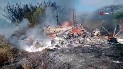helikopter dustu -  - Kenya'da askeri helikopter düştü: 17 ölü Videosu