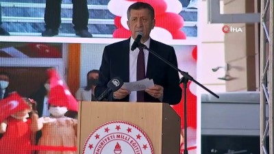  Bakan Selçuk, Bartın'da okul açılışı programına katıldı
