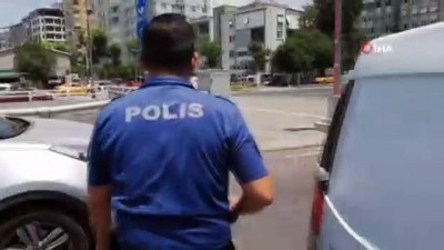 gasp -  Madde bağımlısı sürücüleri bıçakla gasp etmeye kalkıştı Videosu