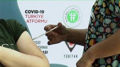 ANKARA - VLP aşısının Faz 2 çalışması gönüllülere uygulanmaya başladı (2)