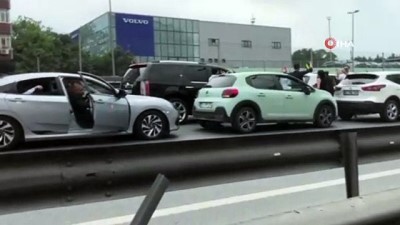  E5 Karayolu'nda çiftetelli oynadılar