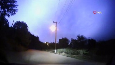 cenin -  Karabük'te şimşekler geceyi aydınlattı Videosu