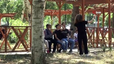 sinav -  Öğrenciler sınavda yakınları dışarıda ter döktü Videosu