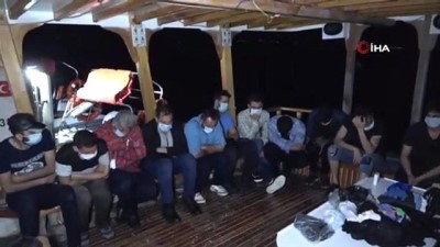 kacak -  Antalya'dan Kıbrıs'a geçmeye çalışan 18 göçmen yakalandı Videosu