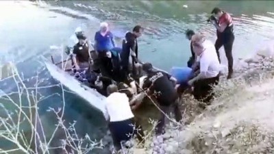 balik tutma - GAZİANTEP - Balık tutmak isterken Fırat Nehri'ne düşen genç hayatını kaybetti Videosu