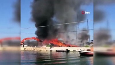 kepce operatoru -  Marmaris'te yat yangını: 2 milyon liralık tekne küle döndü Videosu