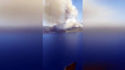 icmeler - MUĞLA - Marmaris'te oteller ve yerleşim yerlerine yakın ormanlık alanda yangın başladı (2) Videosu