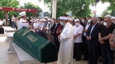kabristan -  Şeyhülkurrâ Hafız Mikdat Temiztürk hoca Fatih’te son yolculuğuna uğurlandı Videosu