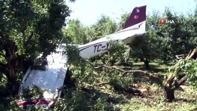 egitim ucagi -  Bursa'da eğitim uçağı meyve bahçesine zorunlu iniş yaptı: 2 yaralı Videosu