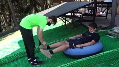 saglik personeli -  Macera parkında ölümden dönen çocuğun babası konuştu Videosu