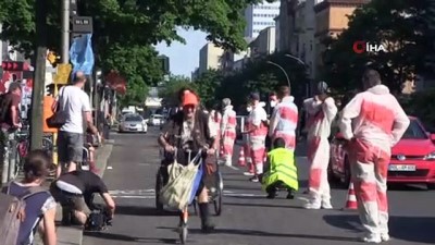 bisiklet yolu -  - Berlin'de bisiklet için insan zinciri
- Dünya Bisiklet Günü, Almanya’da 30 farklı kentte kutlandı Videosu