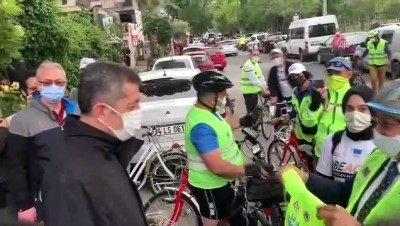 bisiklet turu - İSTANBUL - Milli Eğitim Bakanı Selçuk, öğretmenlerle pedal çevirdi Videosu