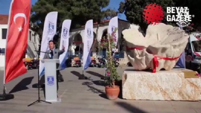 Yine CHP yine heykel! Para bunlar için harcanacak!