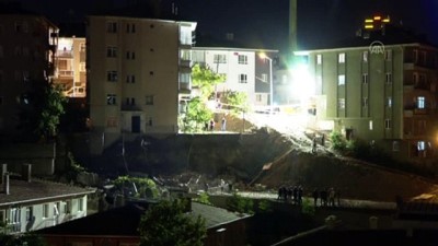 ANKARA - İnşaatın temel çalışması sırasında hasar gören 5 bina boşaltıldı (3)