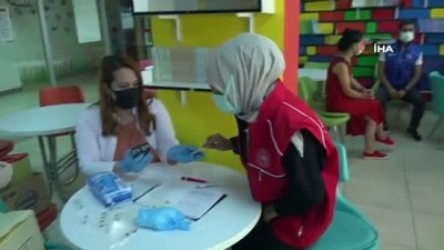 genclik merkezi -  Gönüllü gençler, gençlik merkezinde aşılandılar Videosu
