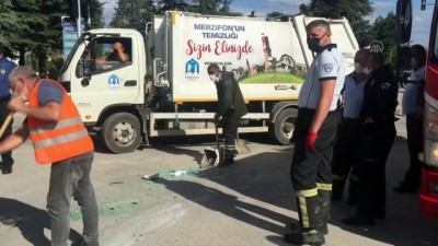 AMASYA - İki otomobil çarpıştı: 4 yaralı