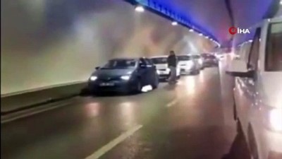  Avrasya Tüneli’nde araç yangını