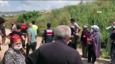 zeytinli -  Bursa'da yolcu midibüsü devrildi: 4 yaralı Videosu