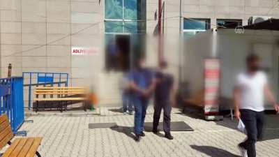 polis araci - ERZİNCAN - Uygulama noktasında durdurulan araçta 4 göçmen yakalandı Videosu