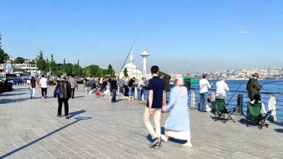 İSTANBUL - Kısıtlamasız ilk cumartesi günü olta balıkçıları mesaide