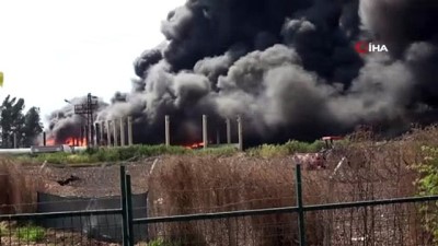 gokyuzu -  Plastik geri dönüşüm fabrikasında yangın Videosu