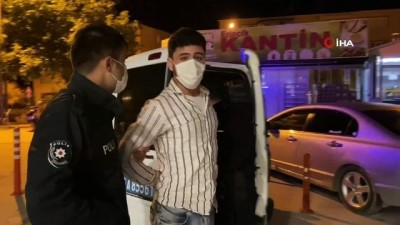 sahte polis -  Sahtesi gerçek polise yakalandı...Üzerinden polis kokartı çıktı, 'Polis kimliği değil o abi' dedi Videosu