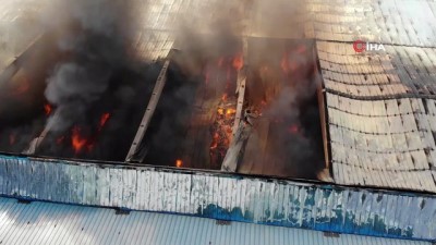 gokyuzu -  Alevlere teslim olan fabrika böyle görüntülendi Videosu