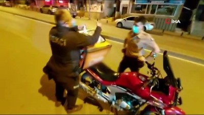 zeytinyagi -  Ataşehir’de kuryenin motosikletinde uyuşturucu madde ele geçirildi Videosu